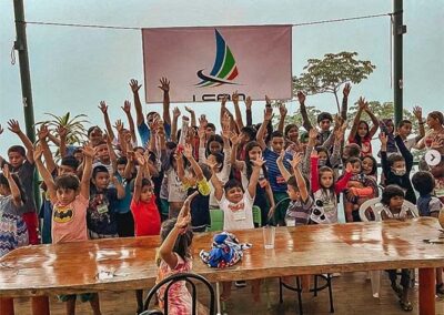 I Can Foundation kids with their hands up in Costa Rica